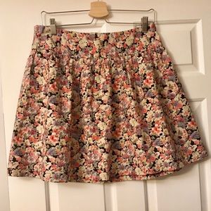 🌸 Vero Moda Mini Skirt